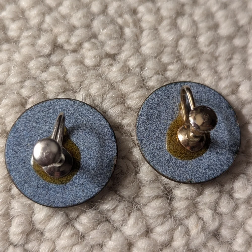 Holly Enamel Earrings Screwback Vintage green red on blue 1